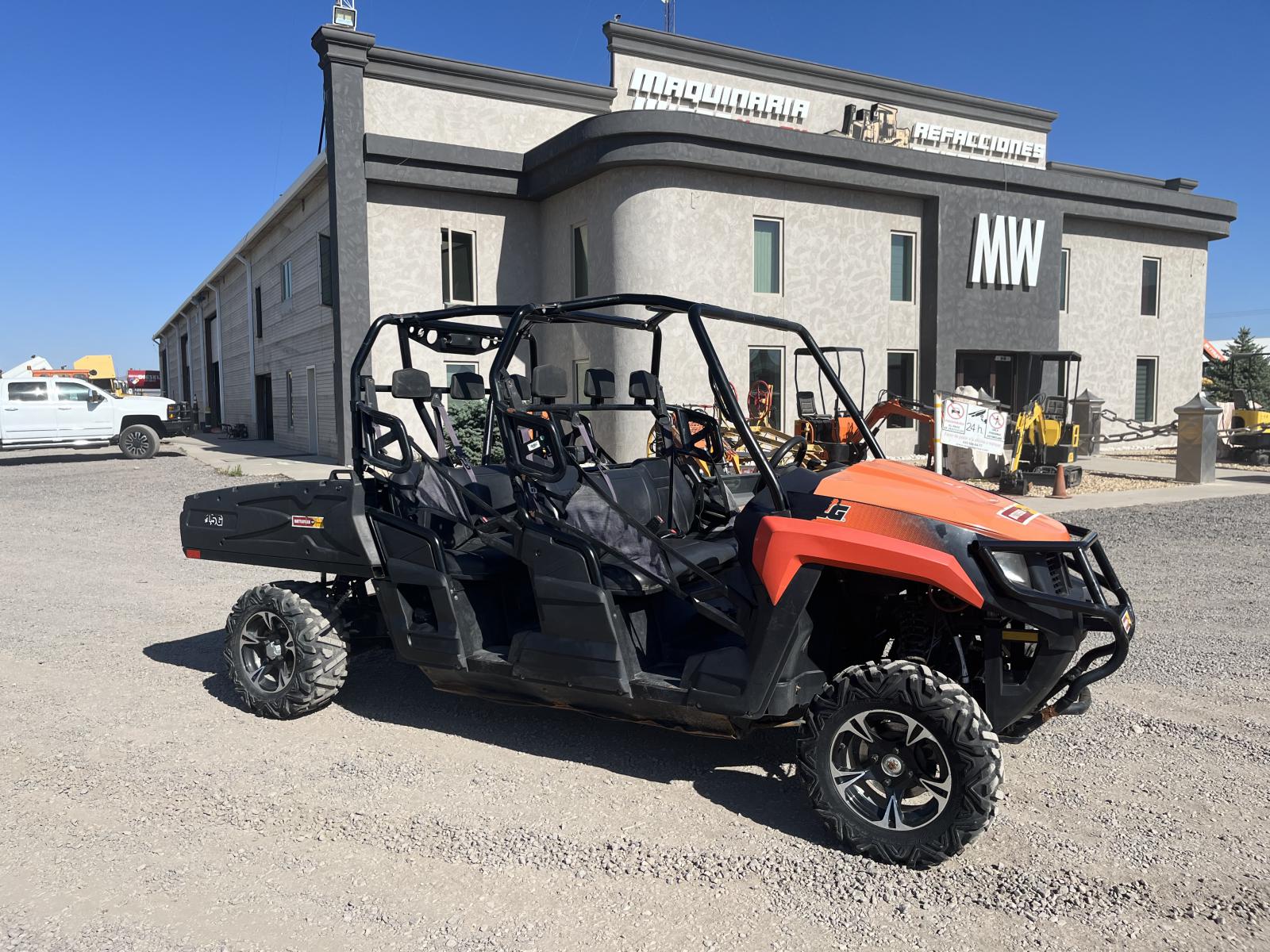 VEHICULO UTILITARIO JLG 615G